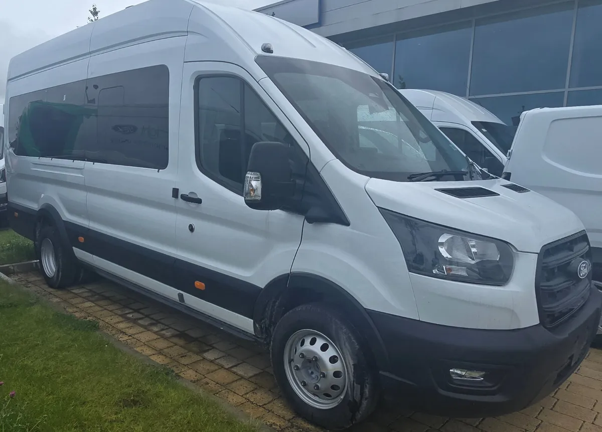 2025 FORD TRANSIT MINI BUS - Image 2