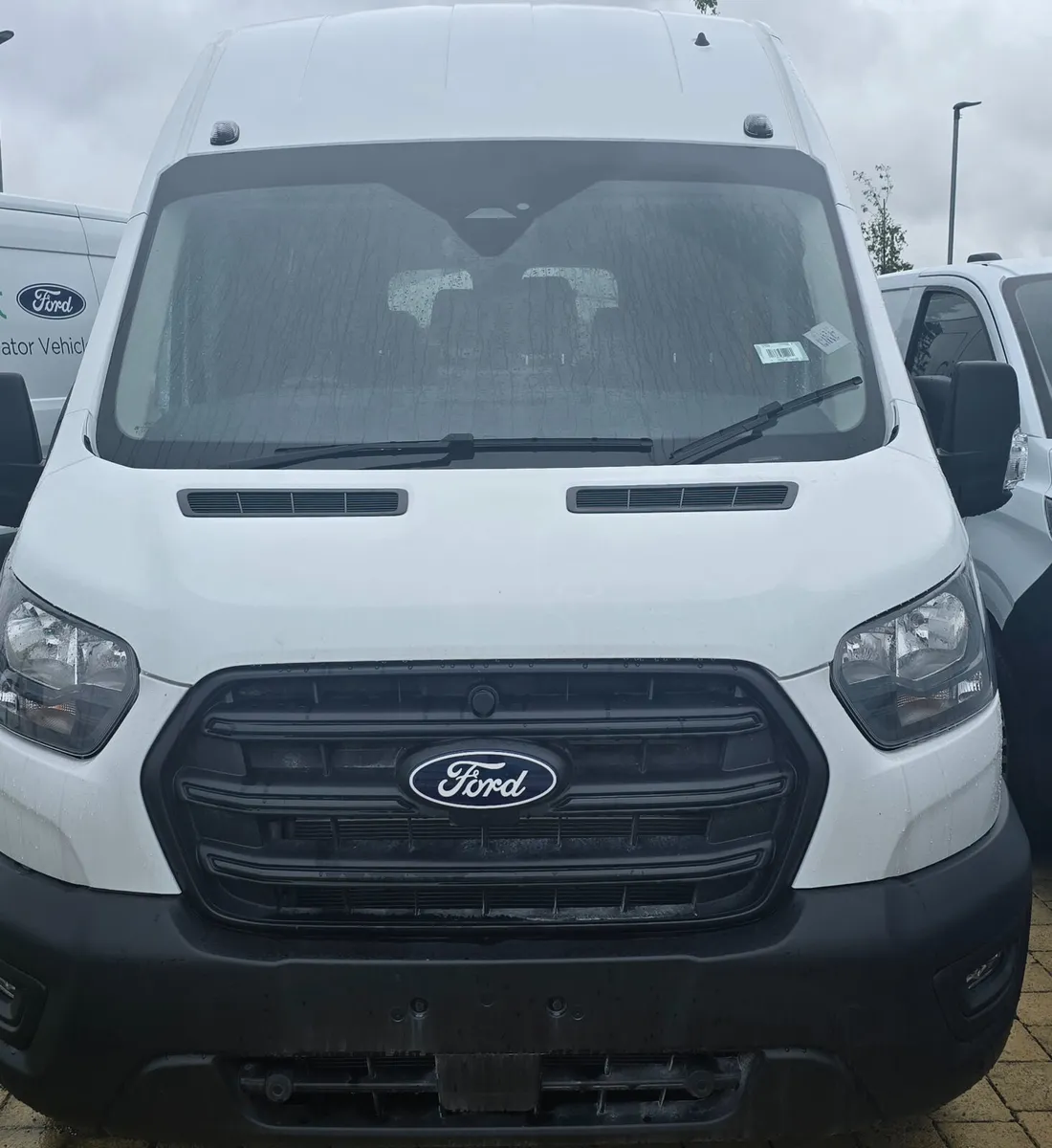 2025 FORD TRANSIT MINI BUS - Image 3