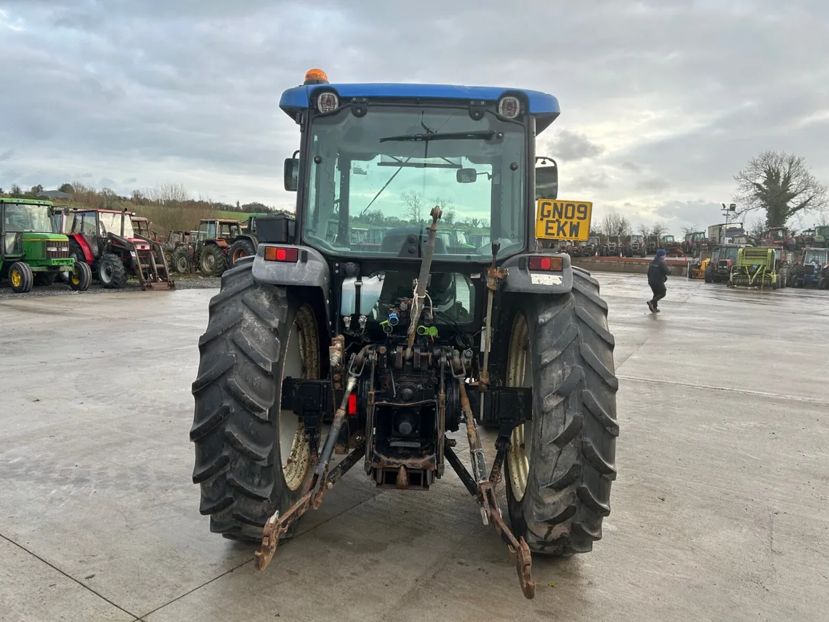 New Holland T4050 4WD - Image 3