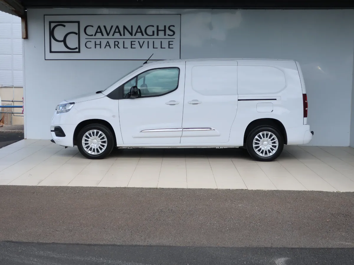 2023 Toyota Proace City 1.5d Gx Lwb 4dr - Image 2