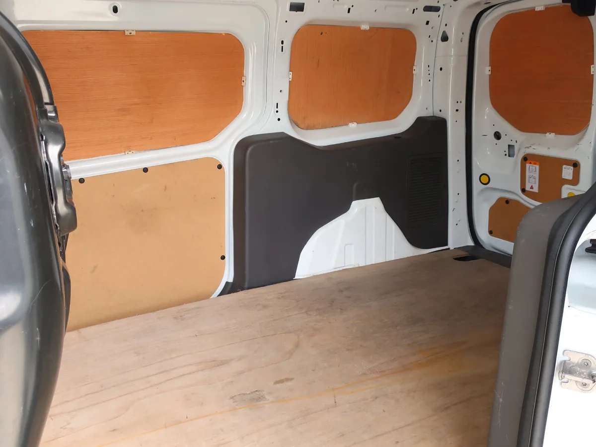 2021 Ford Transit Connect Lwb Hp Trend 1.5td 120PS - Image 4