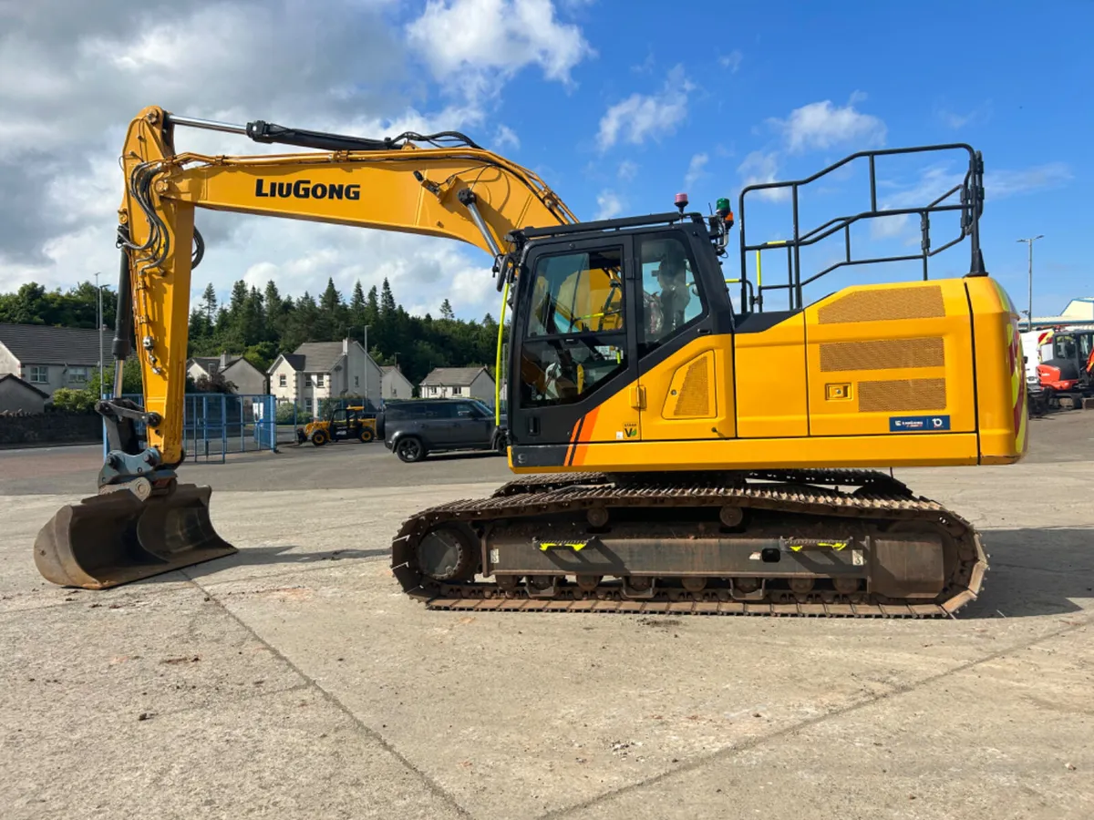 2023 Liugong 922F Only 1200hrs - MULLANS - Image 2