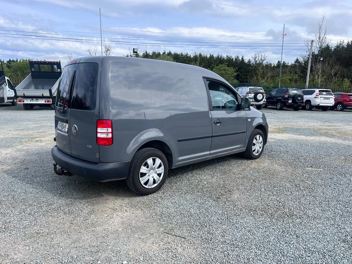 Vw Caddy - Image 3