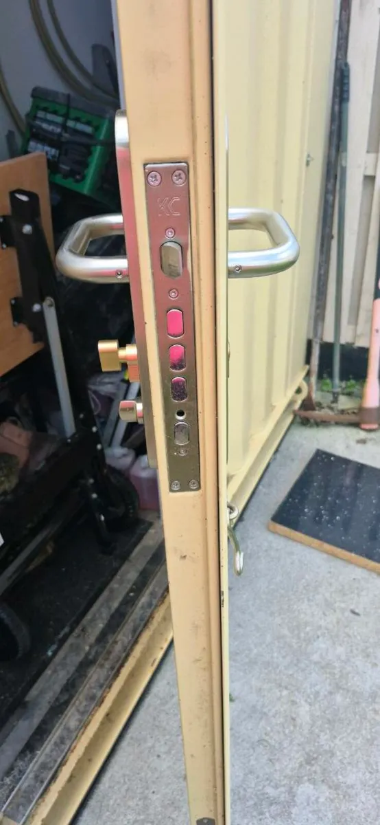 CONTAINER,/ OFFICE / CANTEEN/ CABIN FULLY FINISHED - Image 3