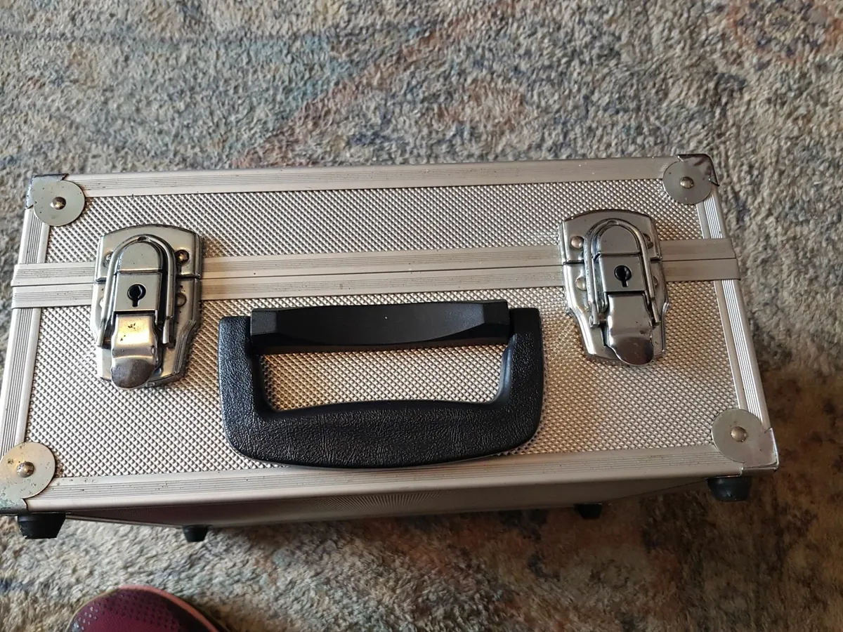 Studio  Condenser Mic w/ Original Case - Image 2