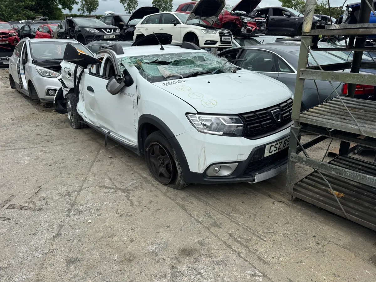 Breaking 2018 Dacia sandero step way 0.9p - Image 1