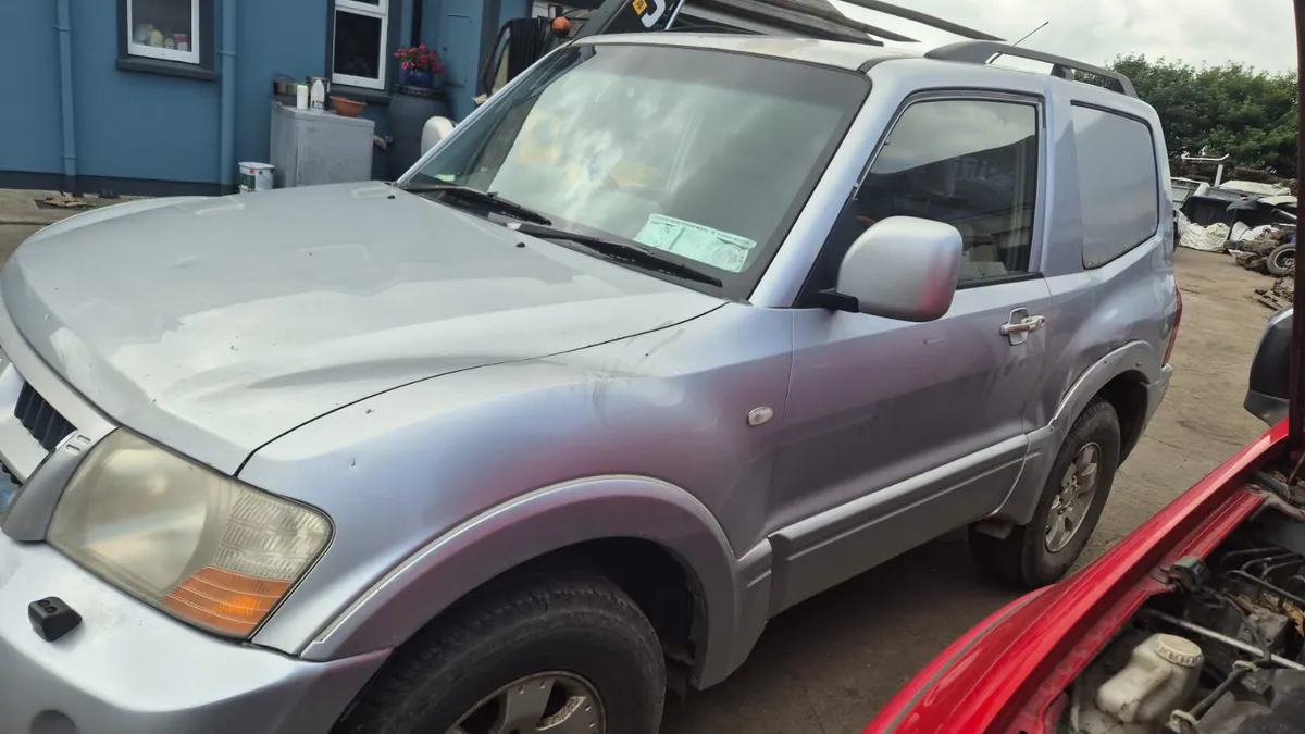 MITSUBISHI PAJERO 3.2 DID FOR PARTS - Image 3