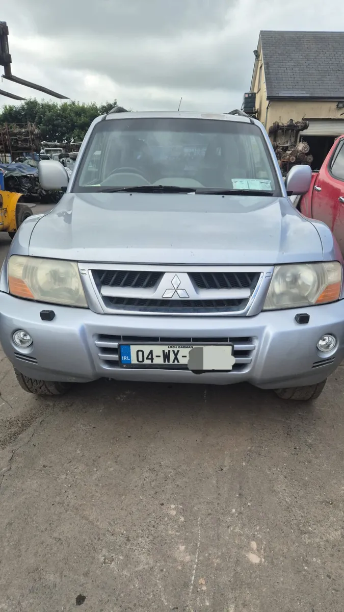 MITSUBISHI PAJERO 3.2 DID FOR PARTS - Image 2