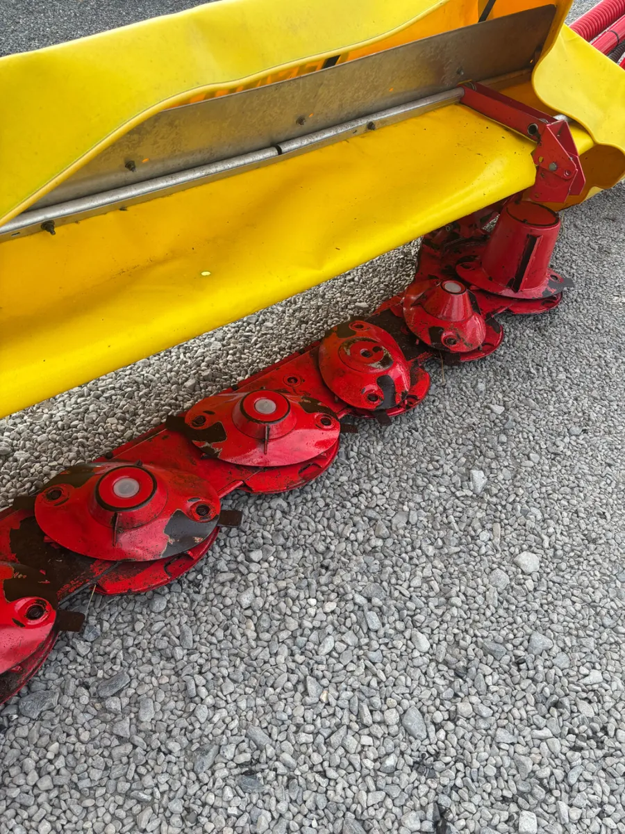Pottinger Disc Mower - Image 3