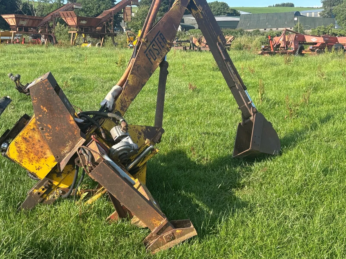 Foster Digger - Image 1