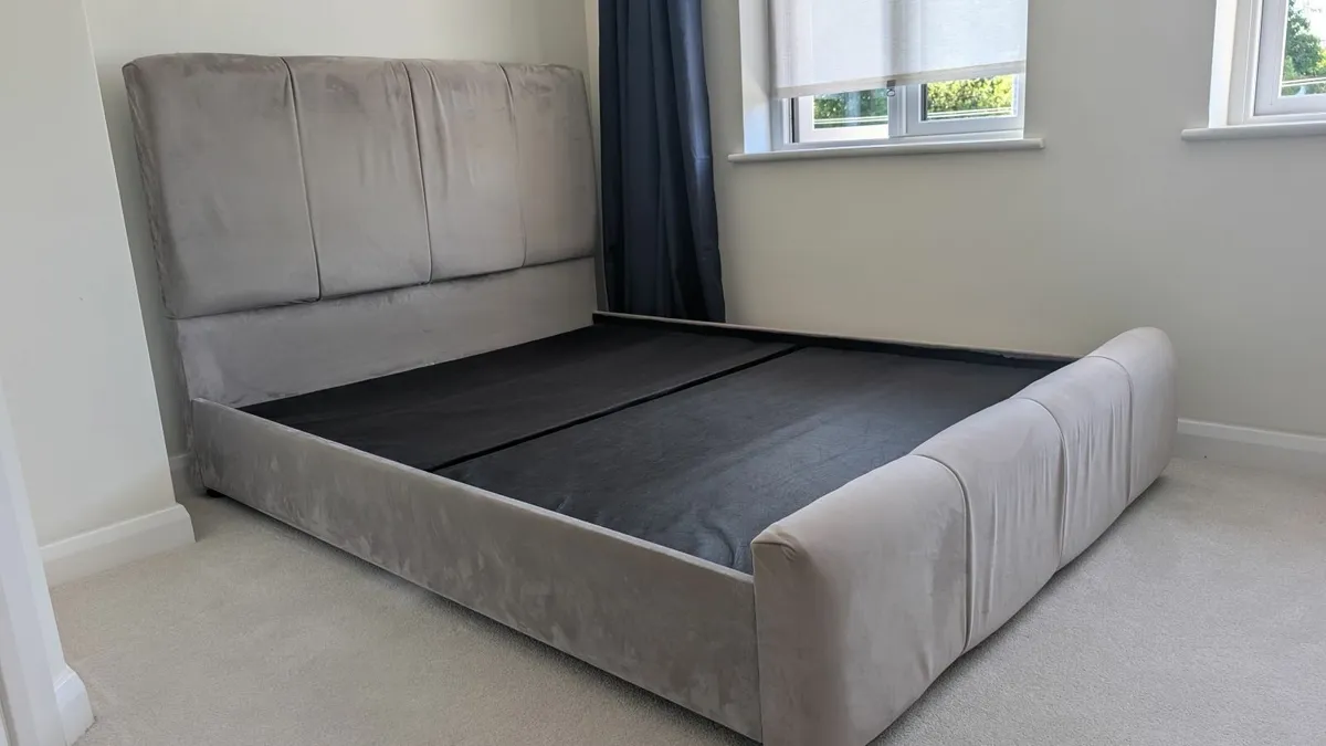 King size bed frame - Image 1
