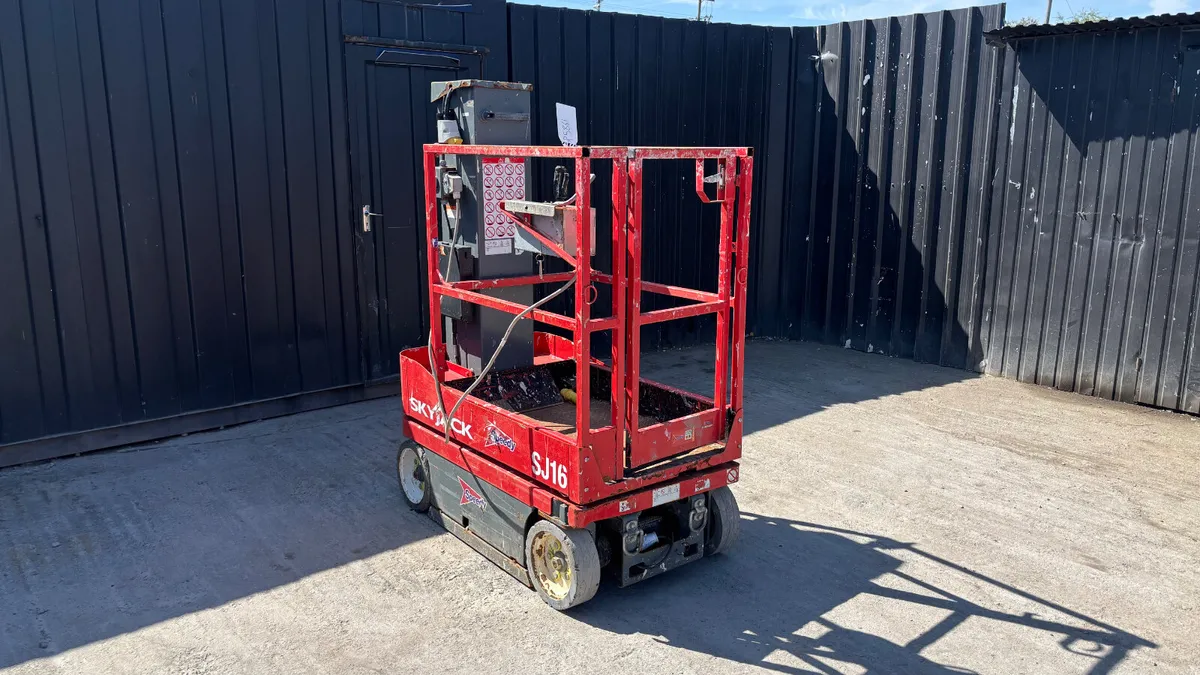SkyJack SJ16 Electric Lift - Image 1