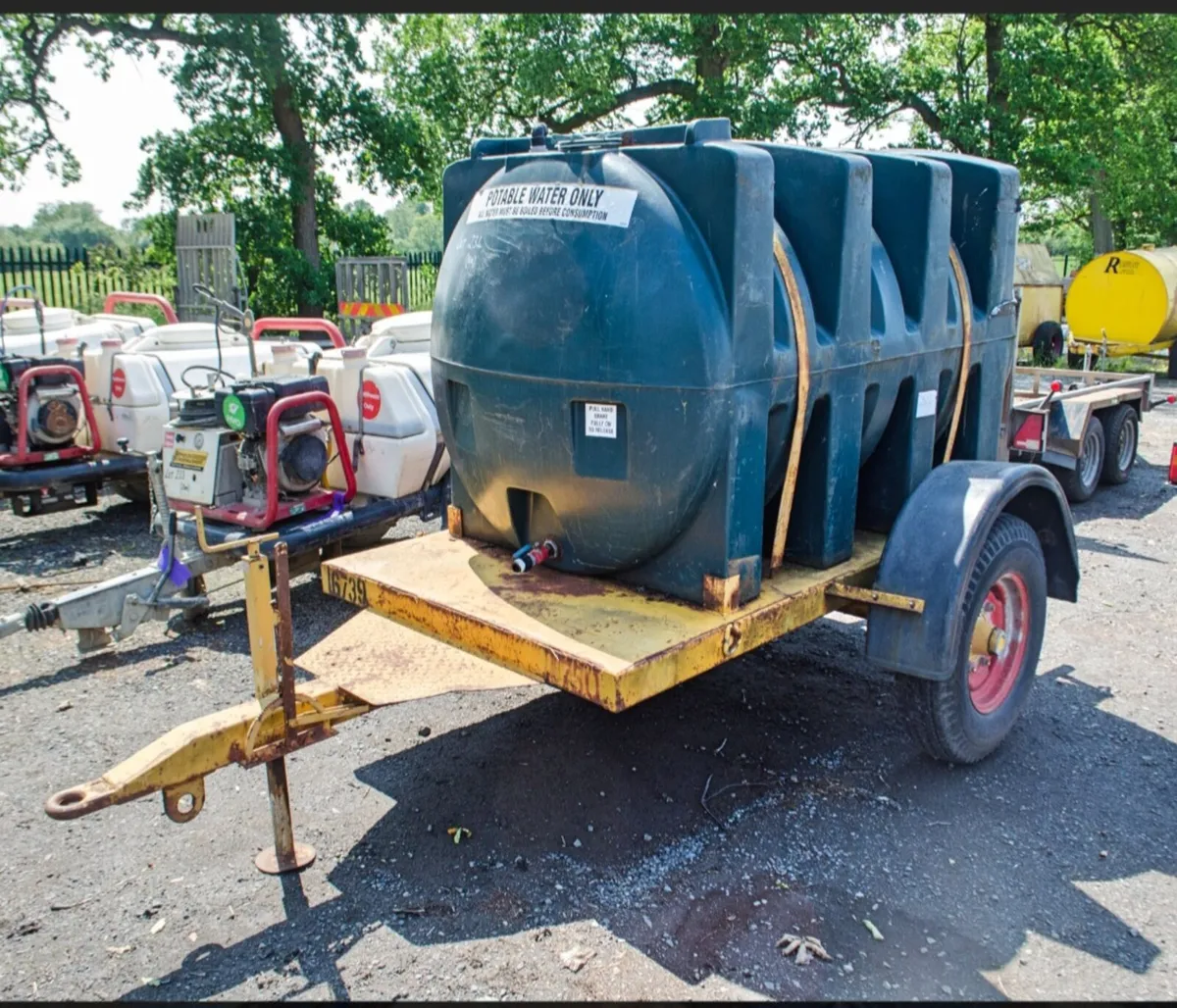 Site Tow Water Bowser - Image 1