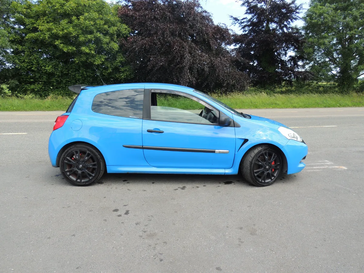 RENAULT  CLIO  RS200  TRACK  CAR - Image 2