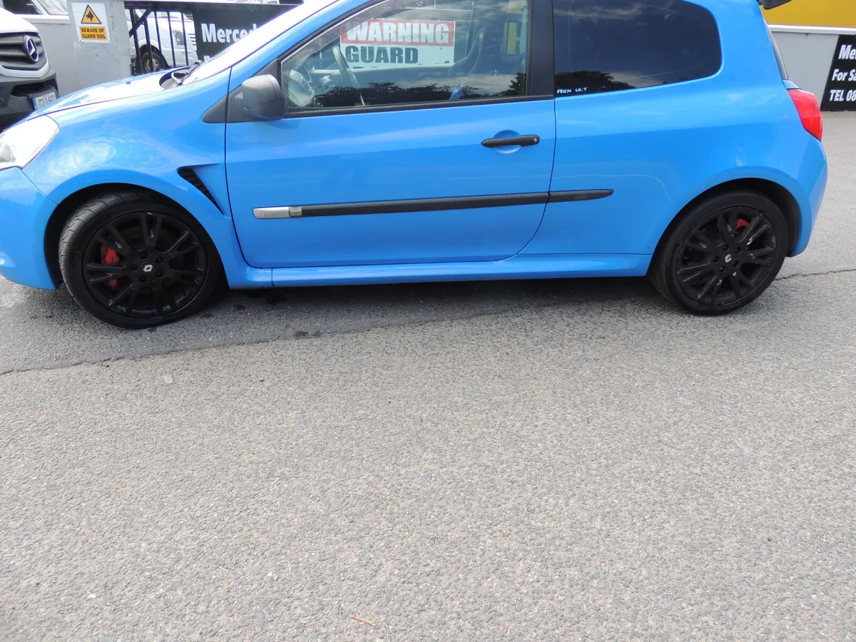 RENAULT  CLIO  RS200  TRACK  CAR - Image 4