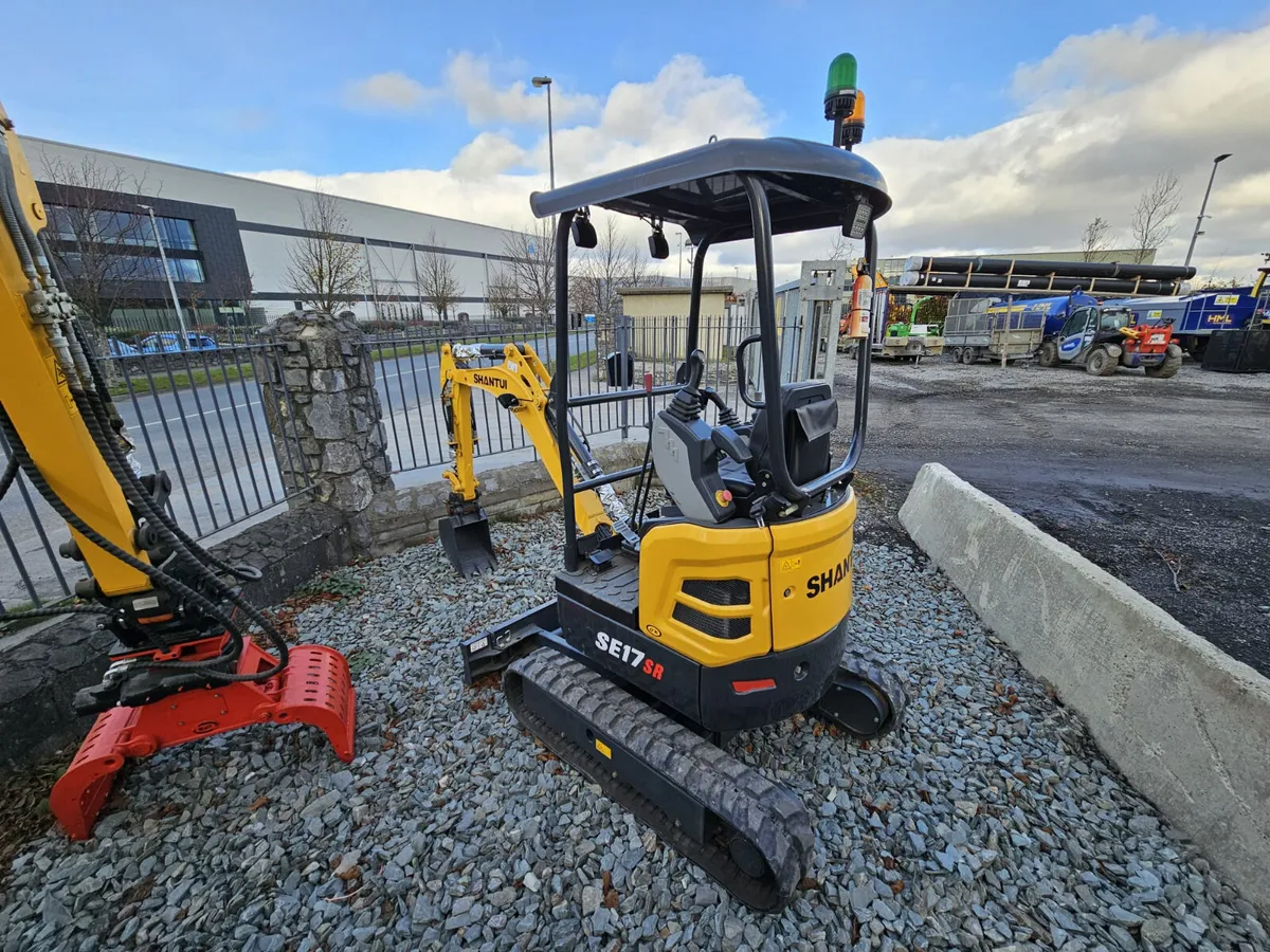 Shantui SE17SR Excavator 1.7 Ton Mini Digger - Image 1