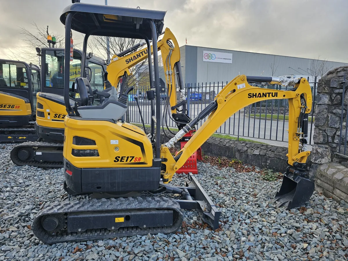 Shantui SE17SR Excavator 1.7 Ton Mini Digger - Image 2