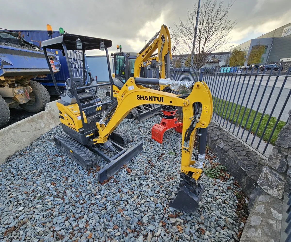 Shantui SE17SR Excavator 1.7 Ton Mini Digger - Image 3
