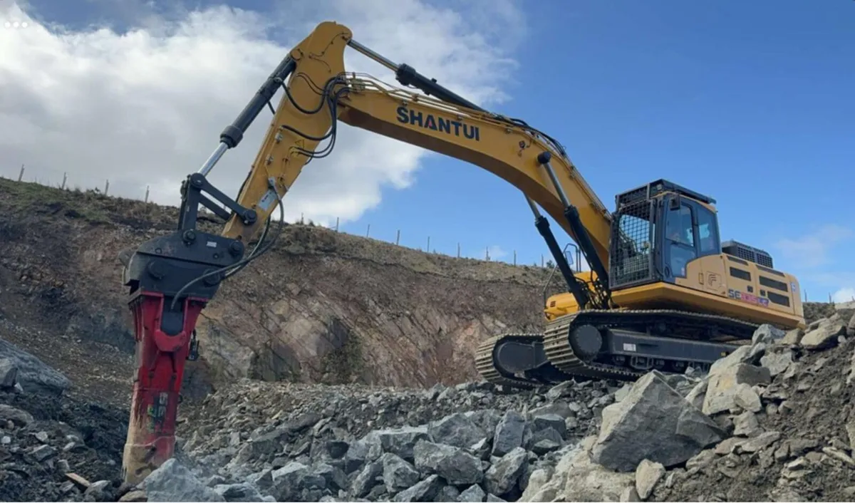 QUARRY SPEC ROCKBREAKERS 2 TON - 5 TON HAMMERS - Image 3