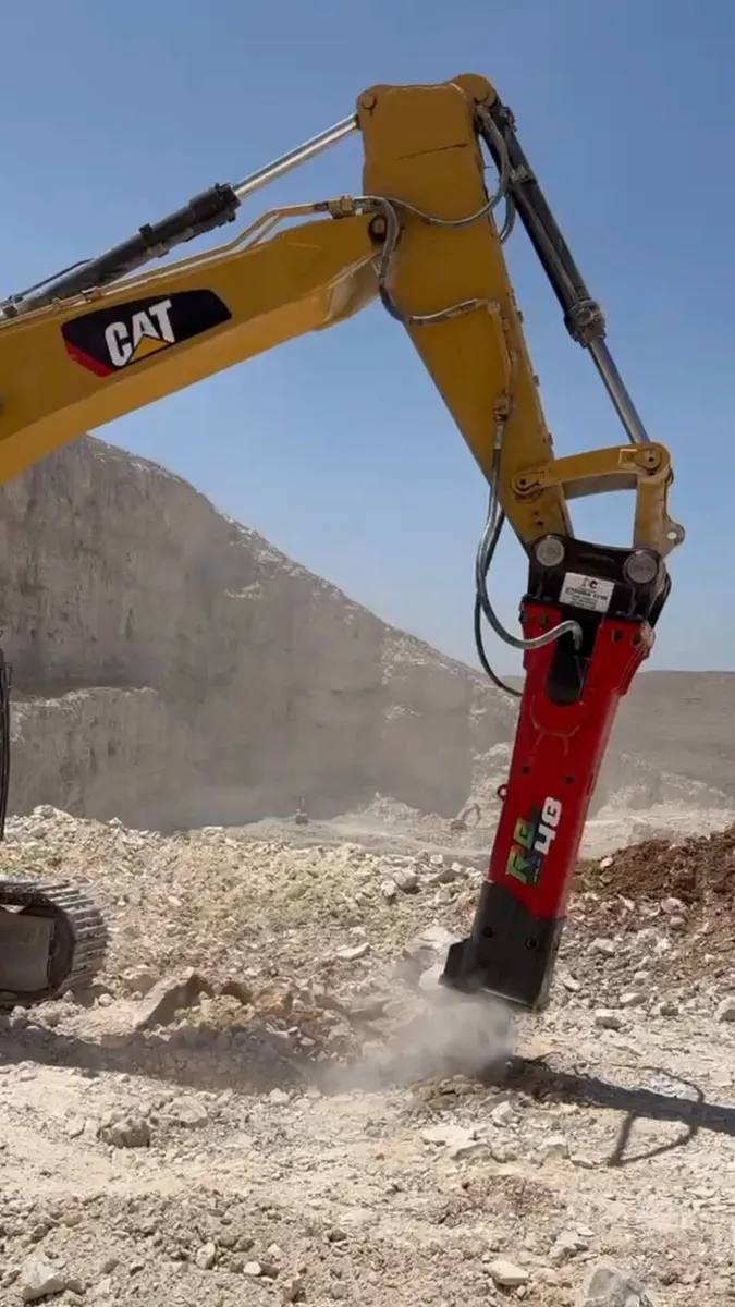 QUARRY SPEC ROCKBREAKERS 2 TON - 5 TON HAMMERS - Image 4