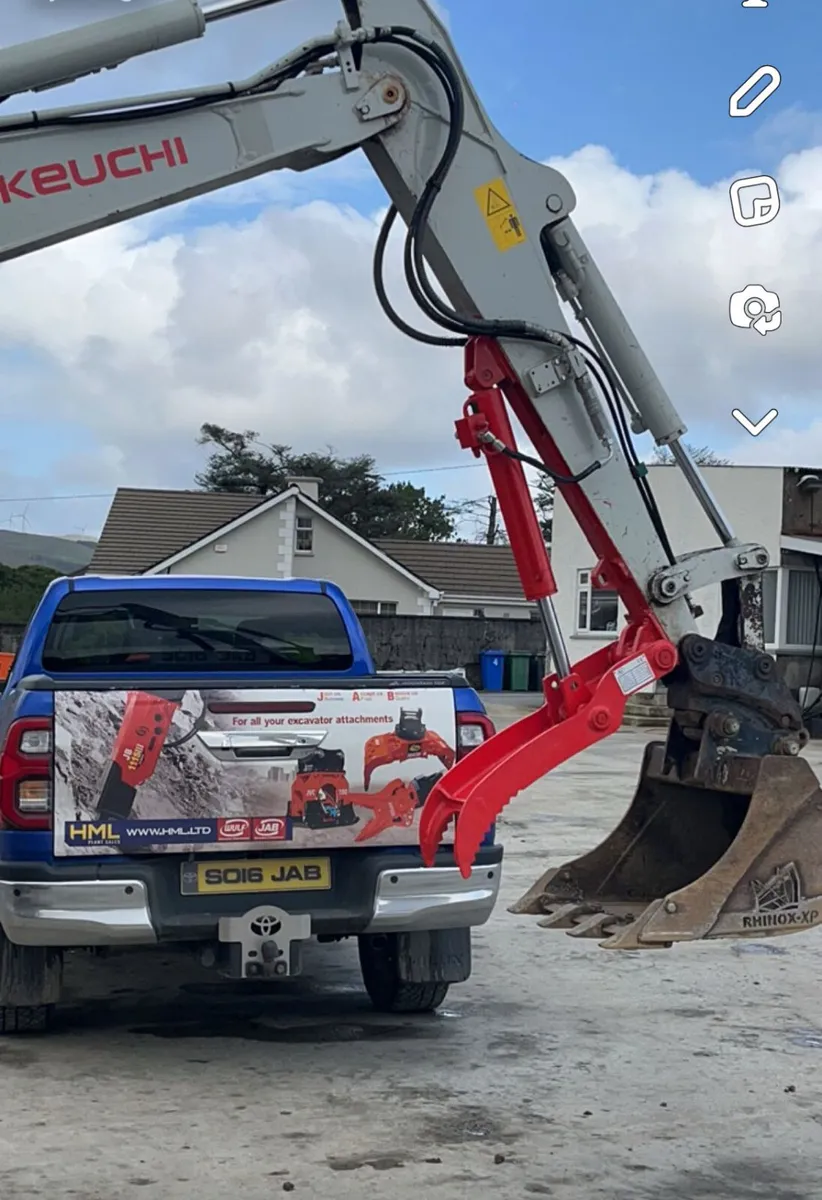 HYDRAULIC THUMBS TO SUIT 1 TON - 18 TON EXCAVATORS - Image 2