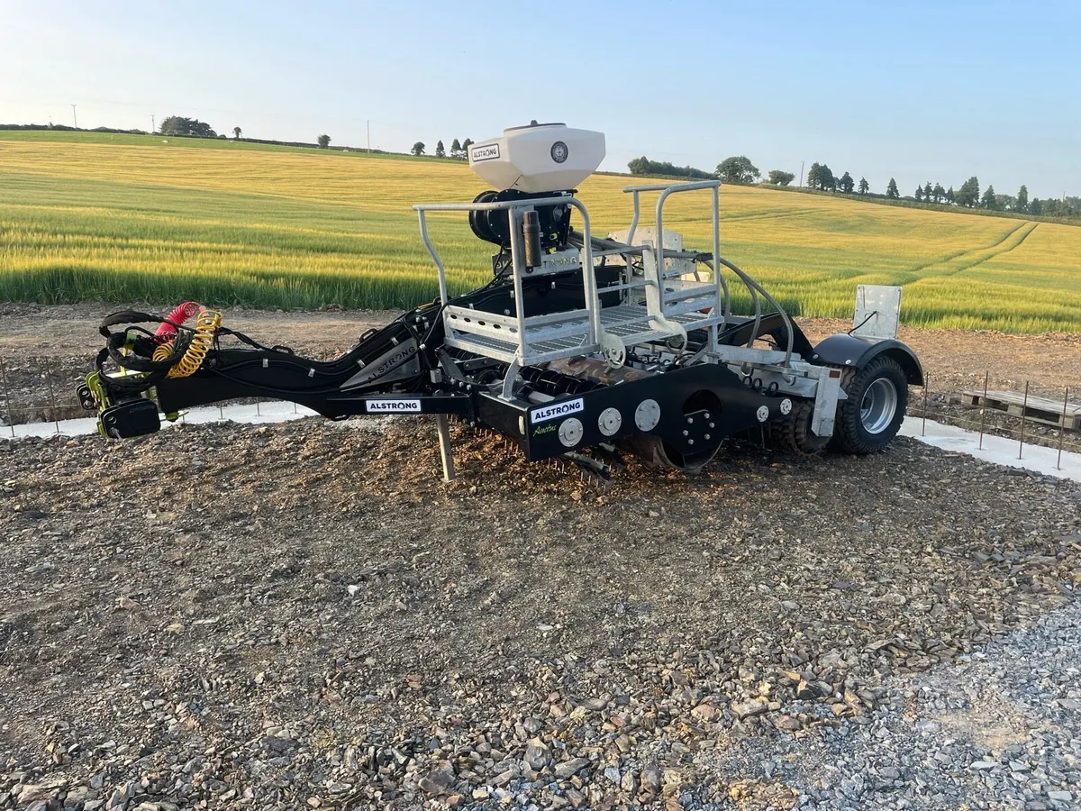 2023 Alstrong Auctus Grass Seeder - Image 1