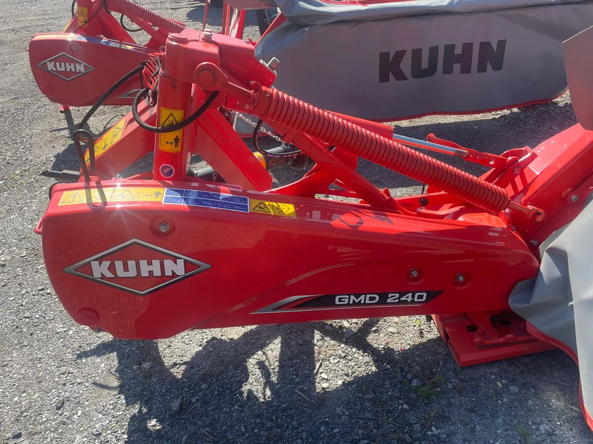 New Kuhn 8ft mower IN STOCK - Image 2