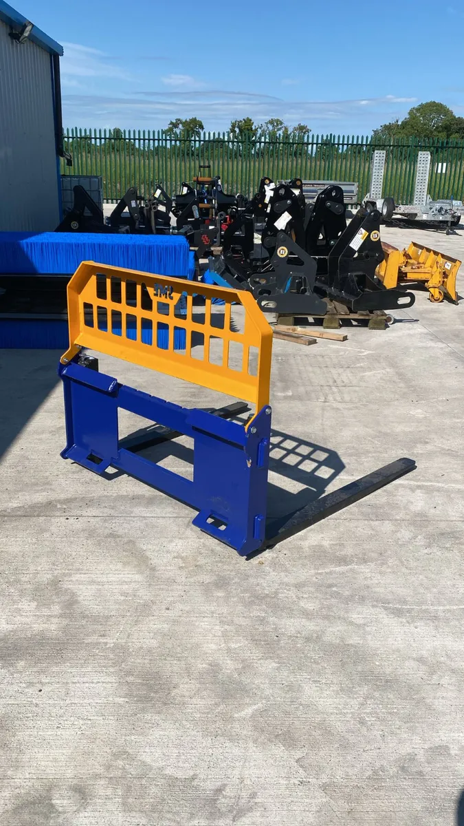 Skidsteer Pallet Forks - Image 4