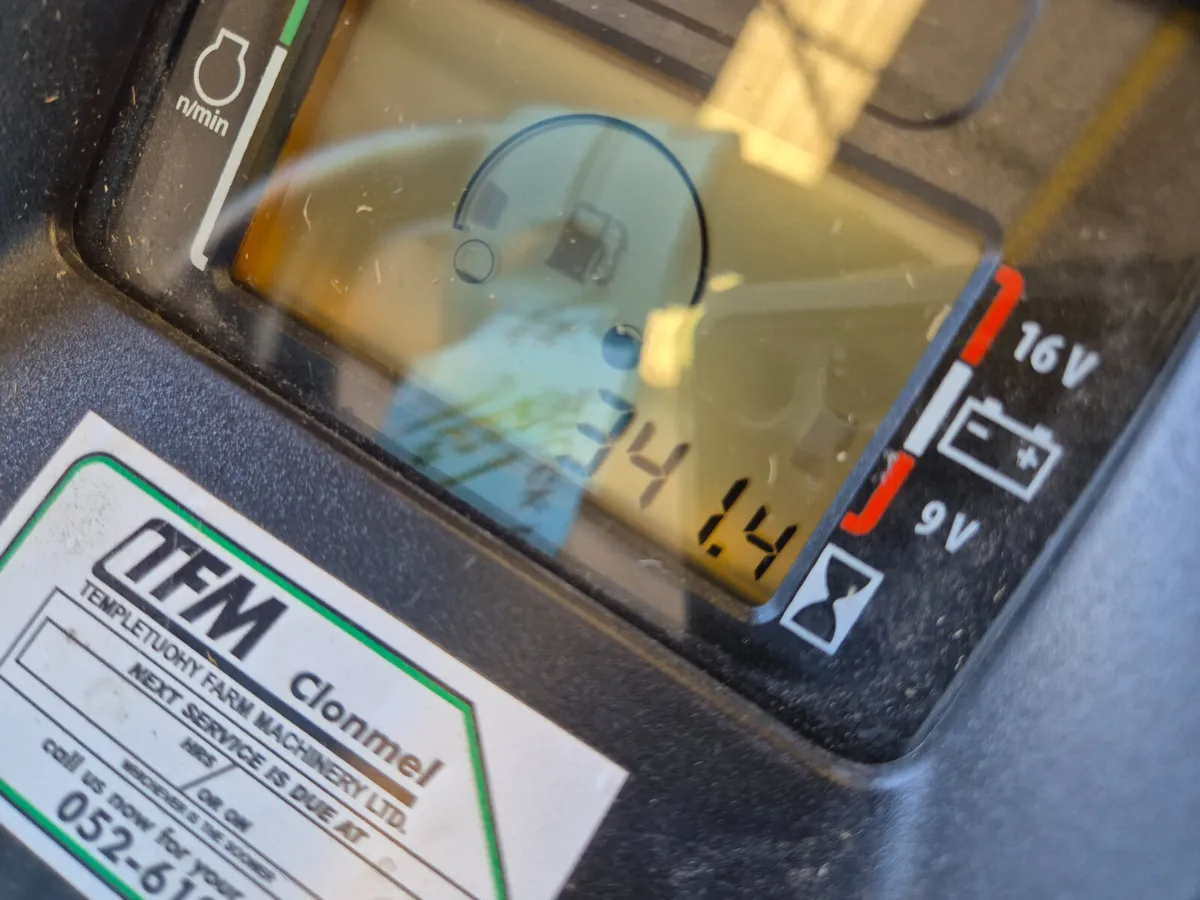 John Deere X380 2019 - Image 4