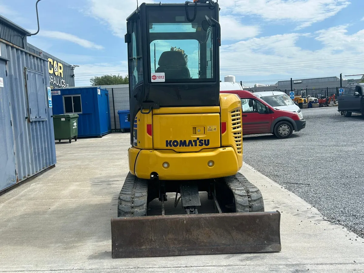 2021 Komatsu pc30 - Image 4