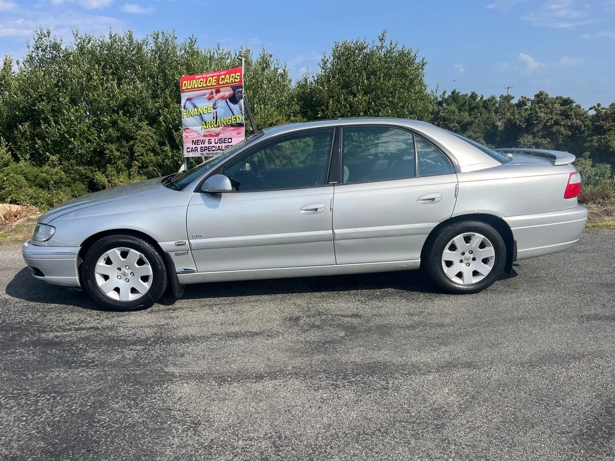 02 Vauxhall Omega 2.2 Auto - Image 2