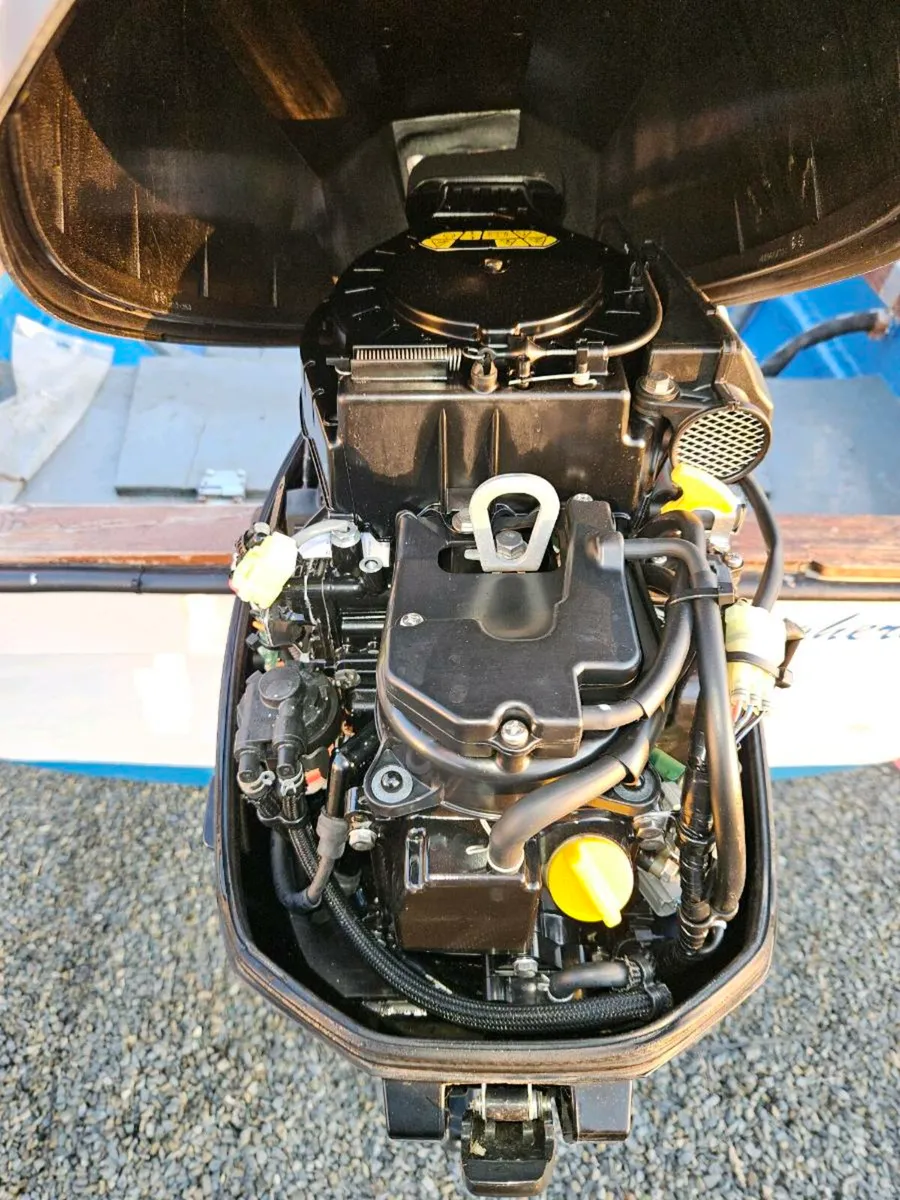 Mariner 20 hp 4 stroke 2022 - Image 3