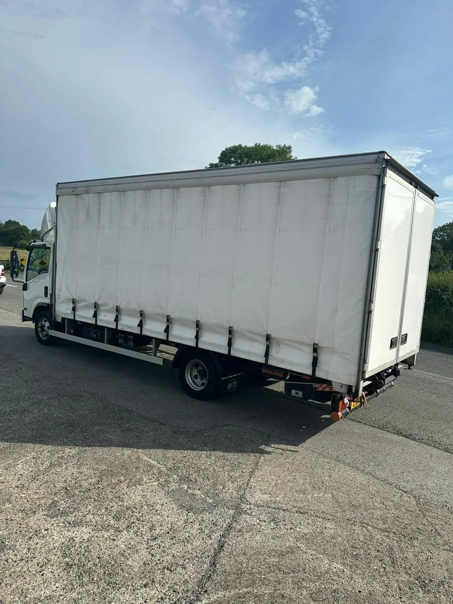2023 - Isuzu N75 190 curtain-sider - Image 2