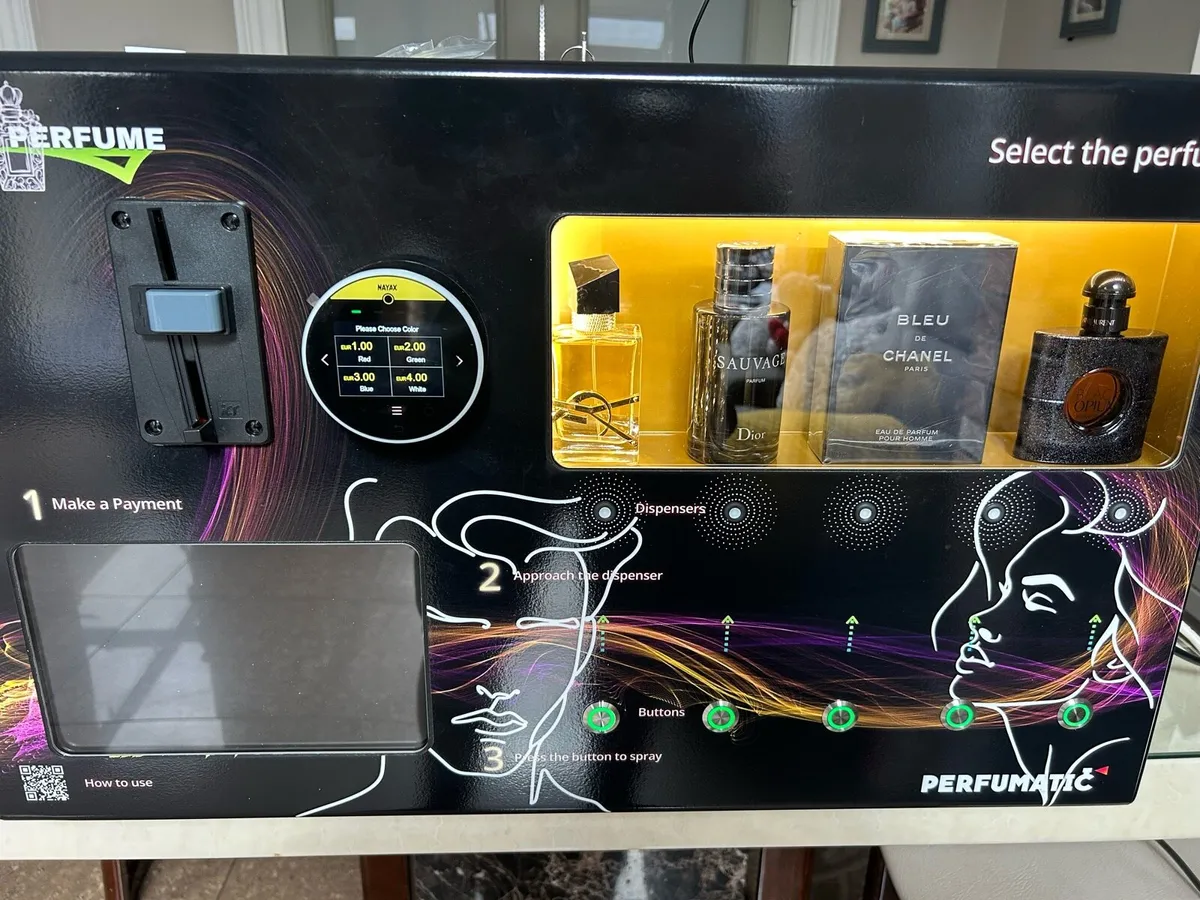 Perfume spraying vending machines - Image 4