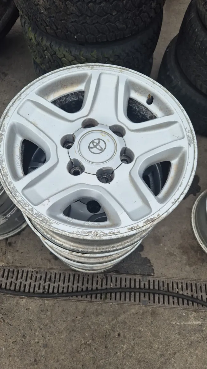 1996 TO 2000 TOYOTA LANDCRUISER WHEELS