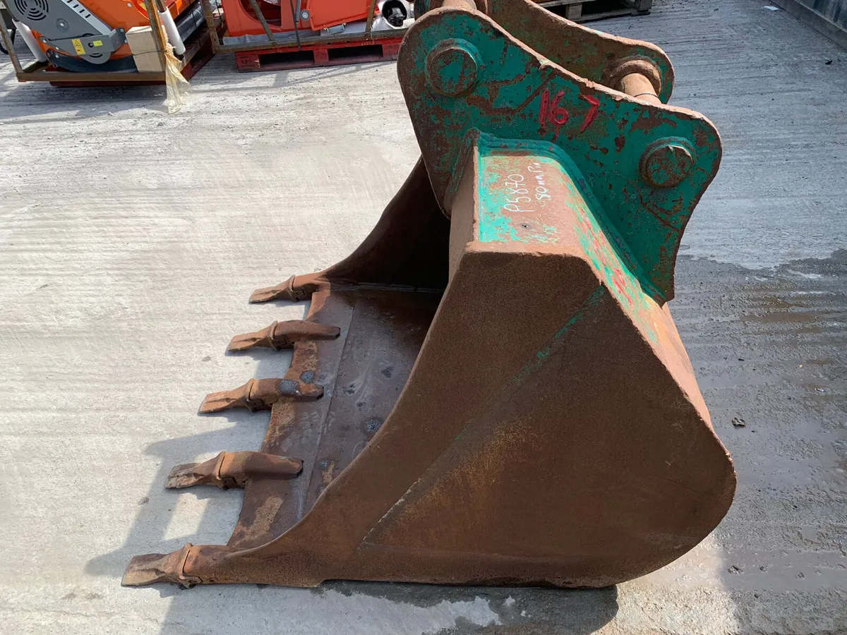 20T Digging Bucket with 80mm pins - Image 2
