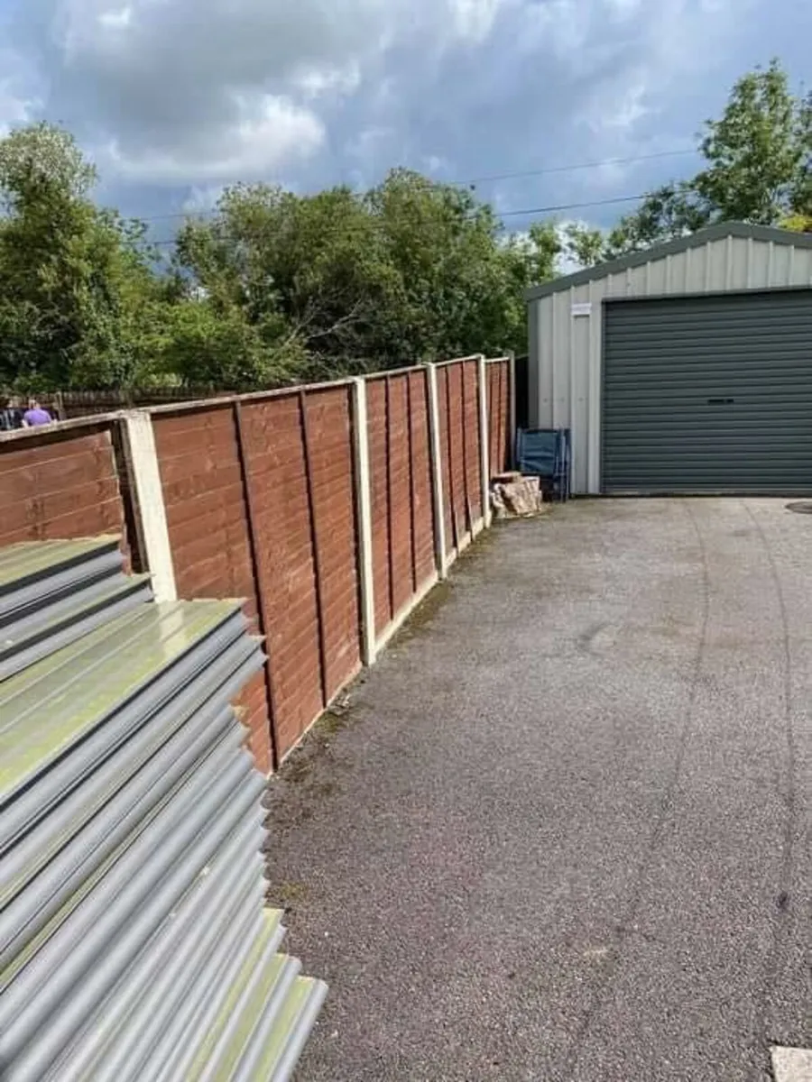 Composite PVC fencing - Image 3