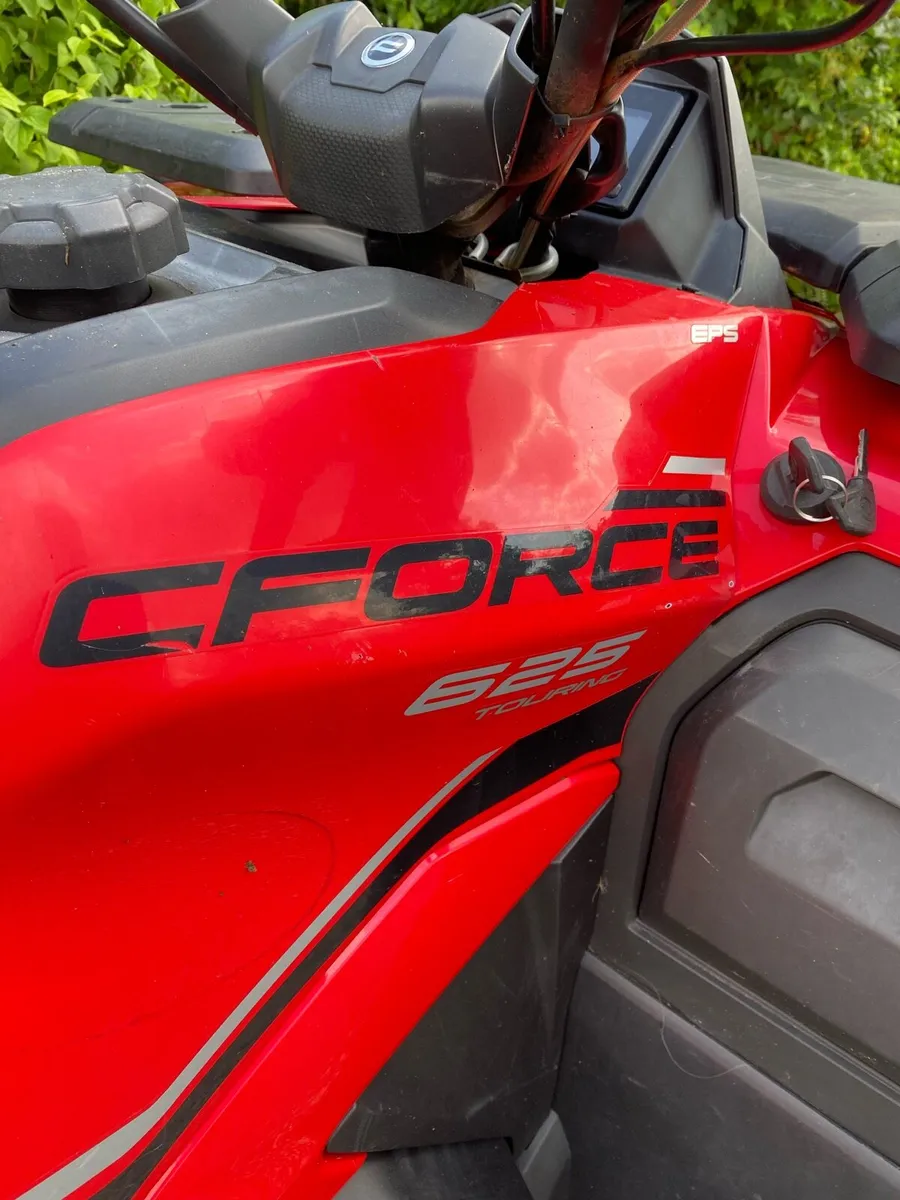 2023 CFmoto 625 low hours - Image 3