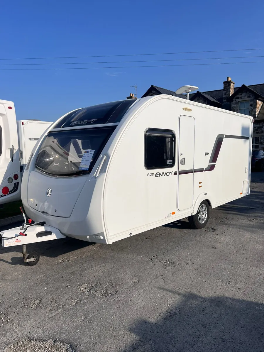 ✨STUNNING SWIFT ACE ENVOY 4 BERTH FIXED BED✨ - Image 1