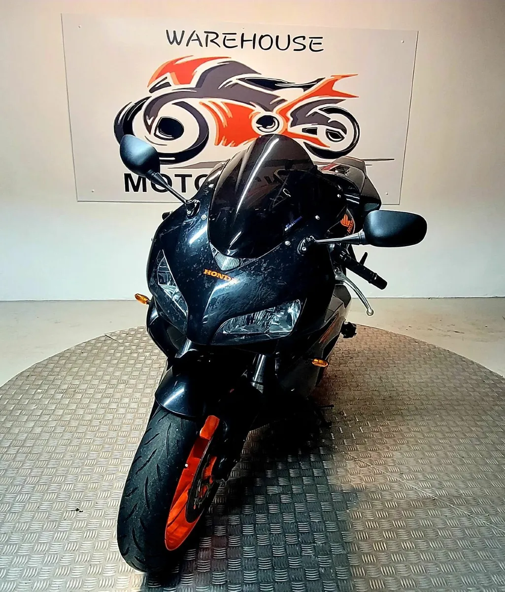 2005 Honda CBR1000 - Image 2