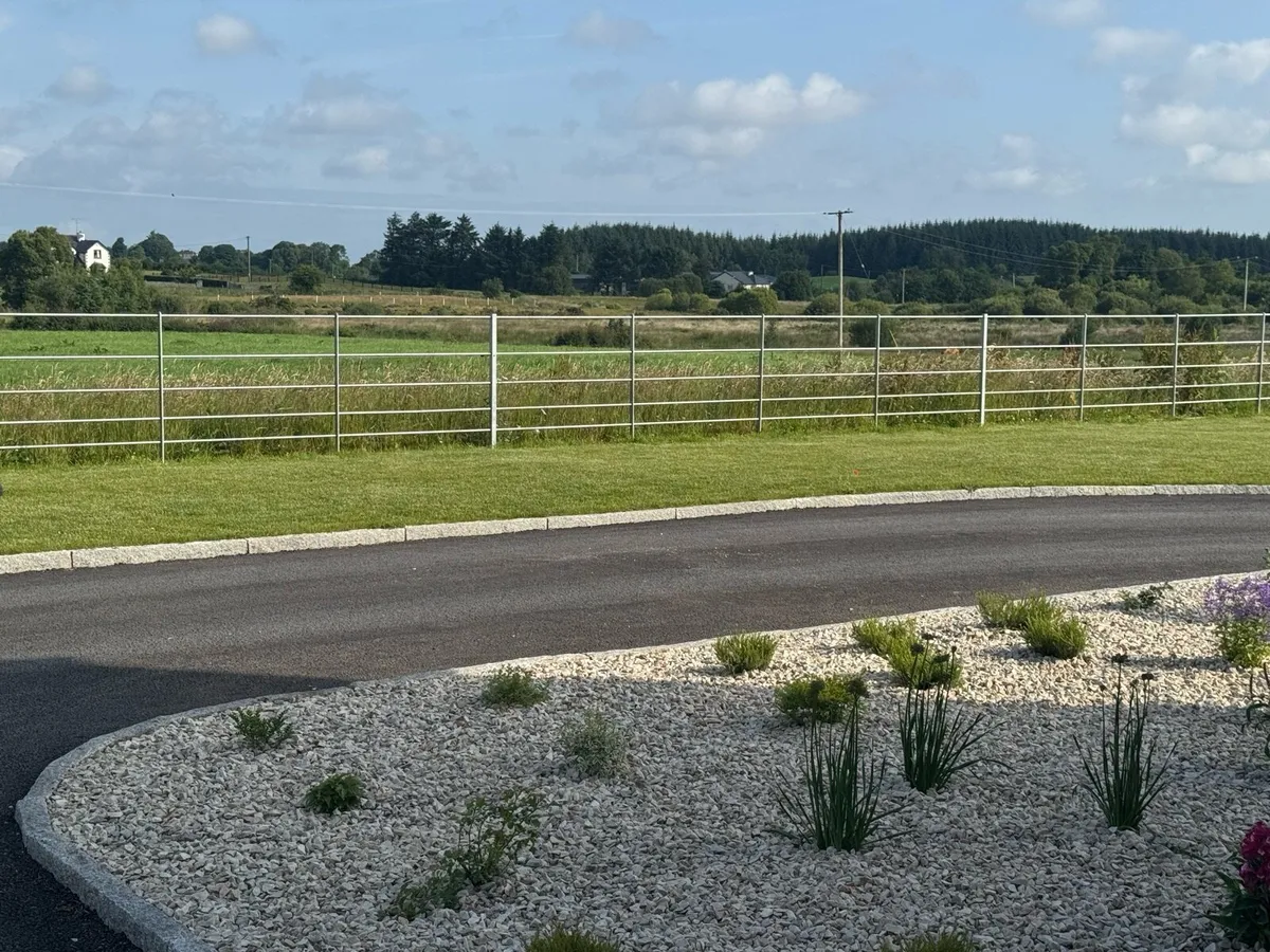 Estate fencing - Image 2