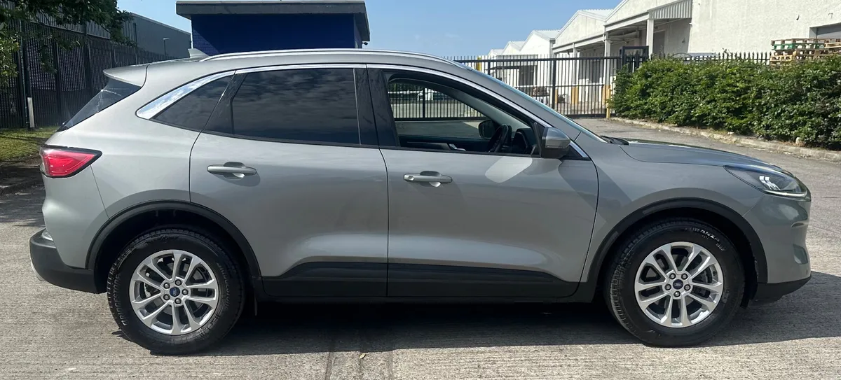 2022 Ford Kuga Titanium New Model - Image 3