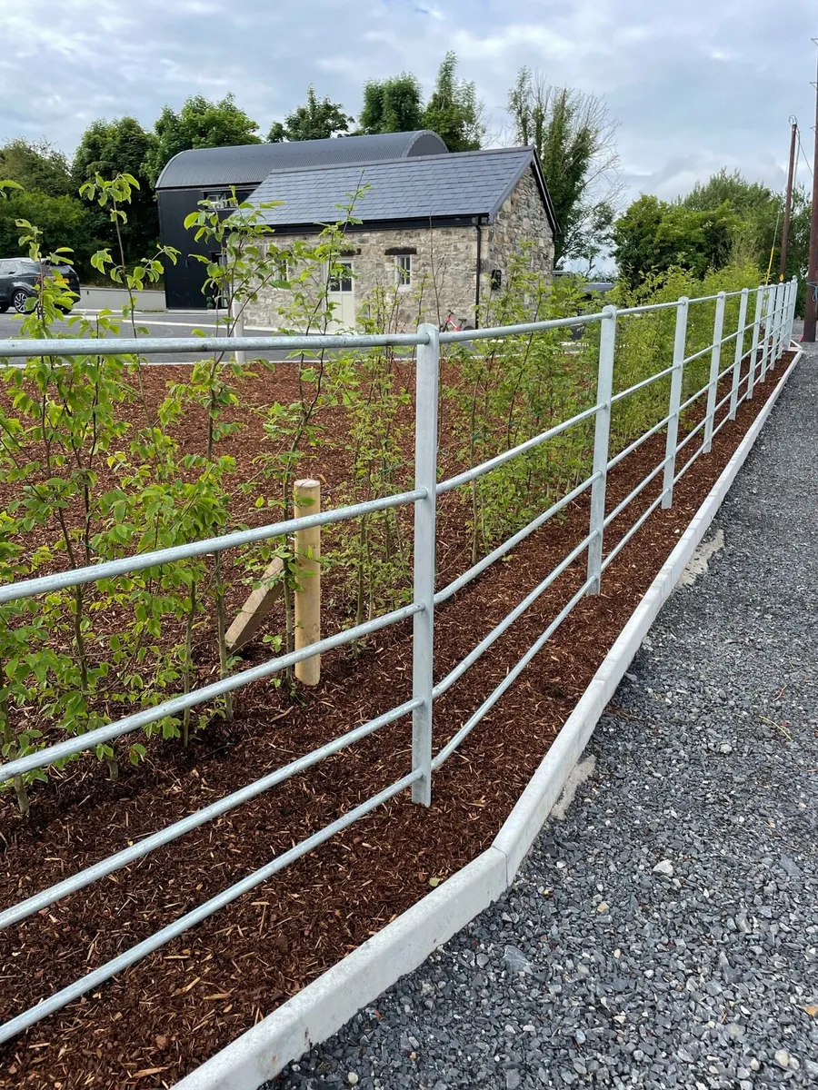 Estate fencing - Image 1