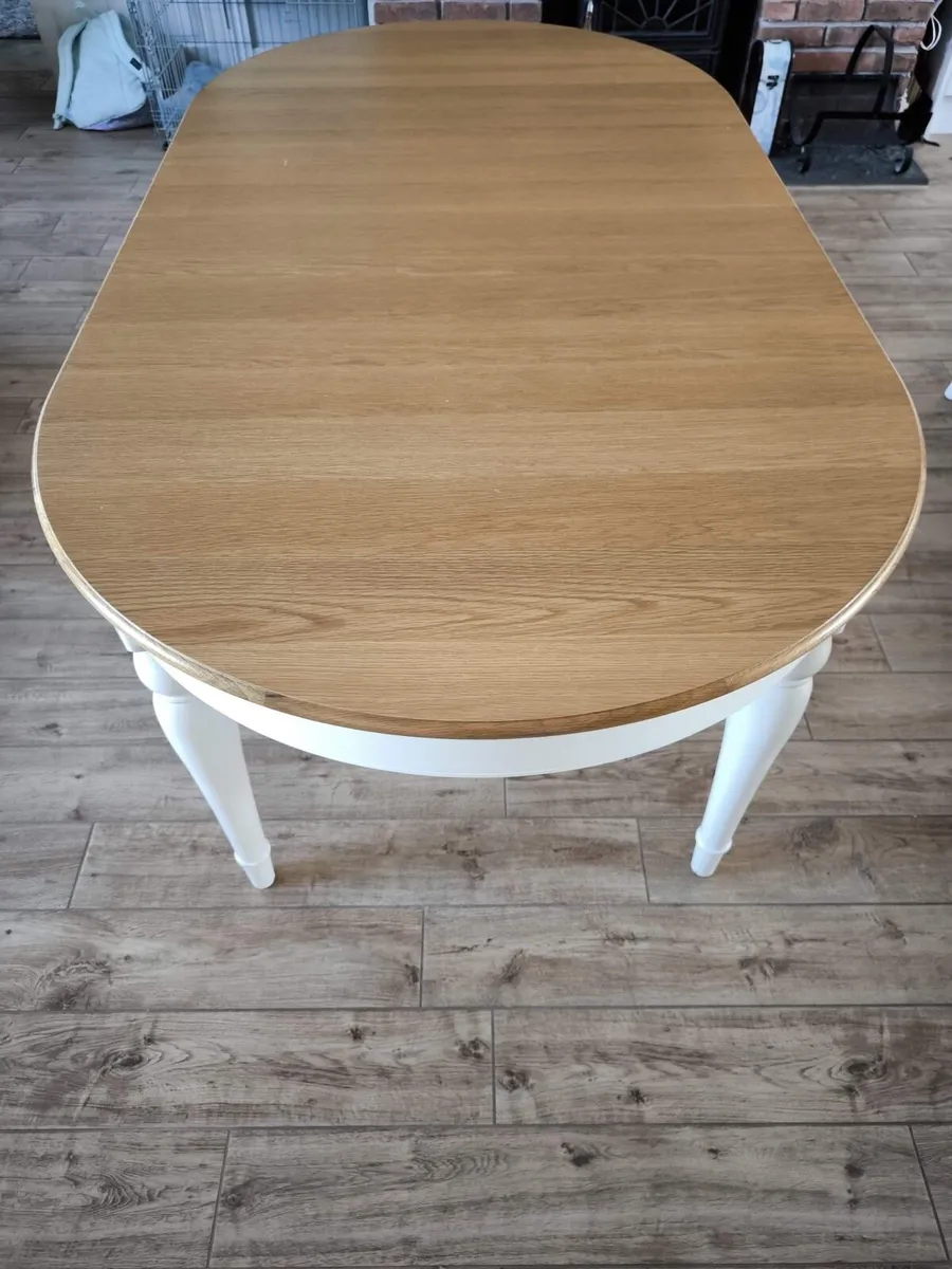 Kitchen table & 8 chairs - Image 2