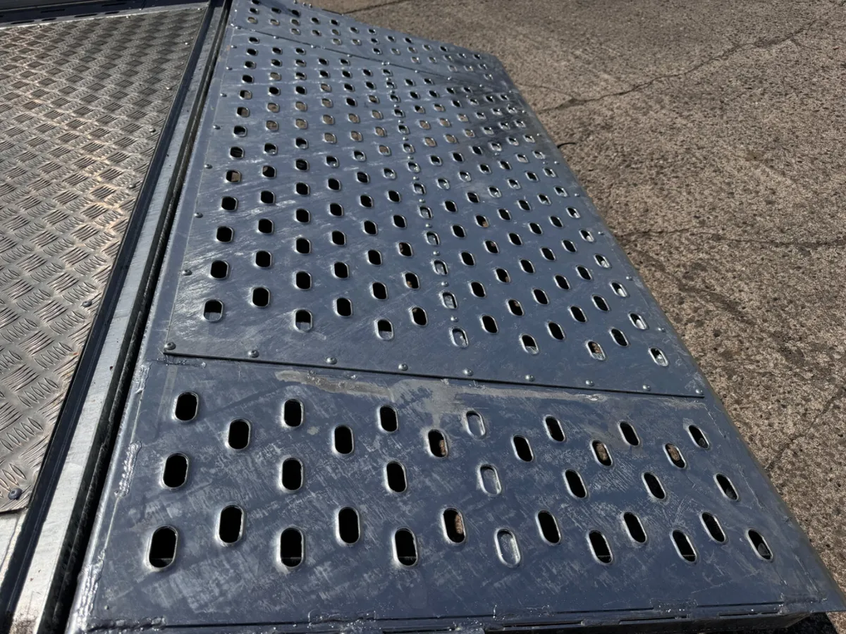 New Nugent 16ft tiltbed Trailer - Image 3