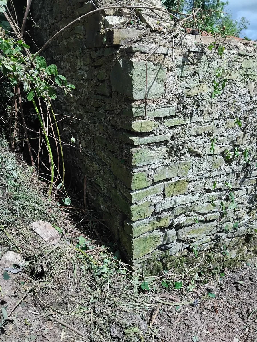 Building stone - Image 1