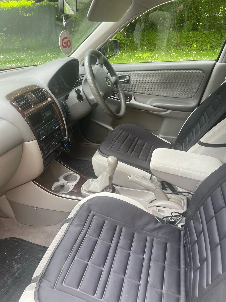 2000 Mazda 626 - Image 4