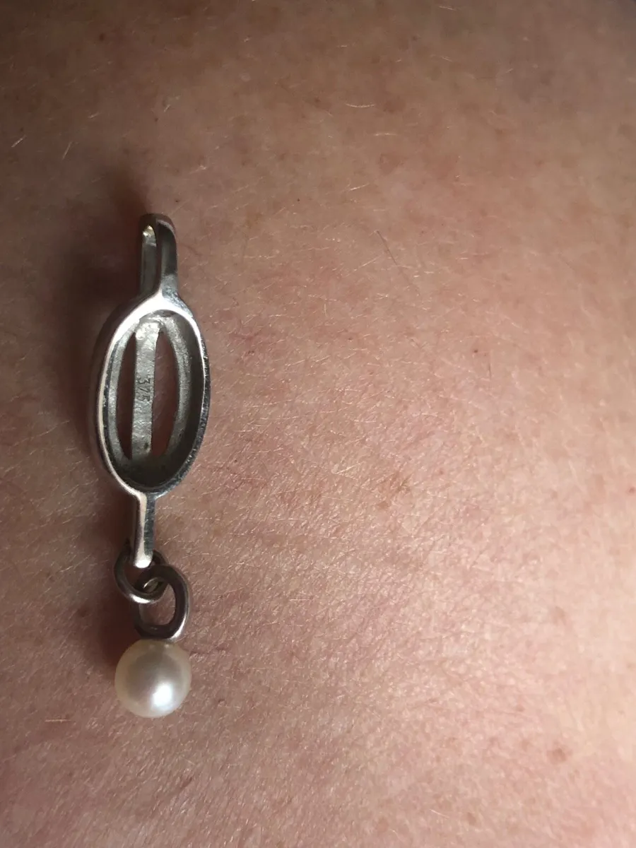 9ct white gold pendant - Image 3