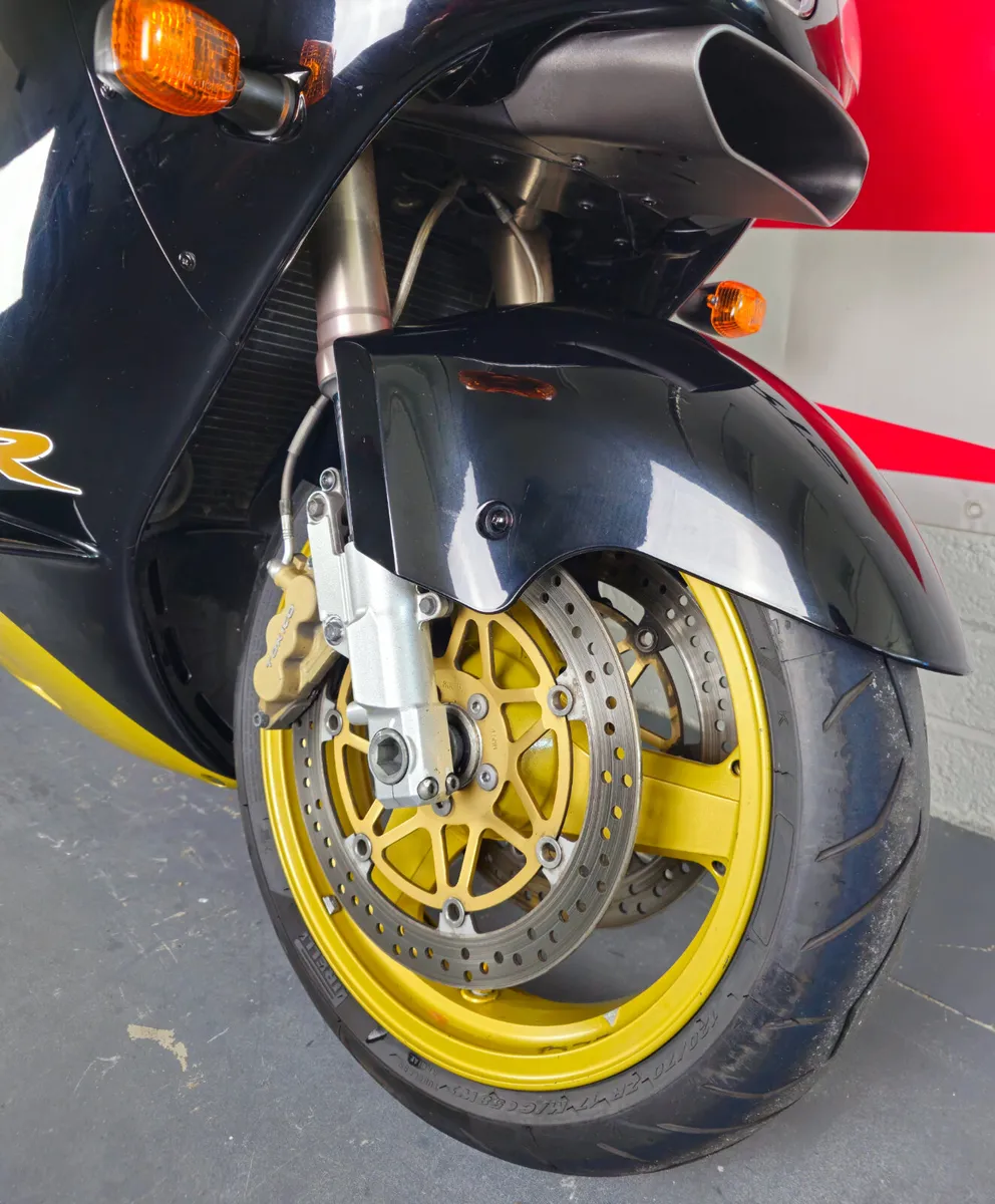 2002 Kawasaki ZX12R - Image 4