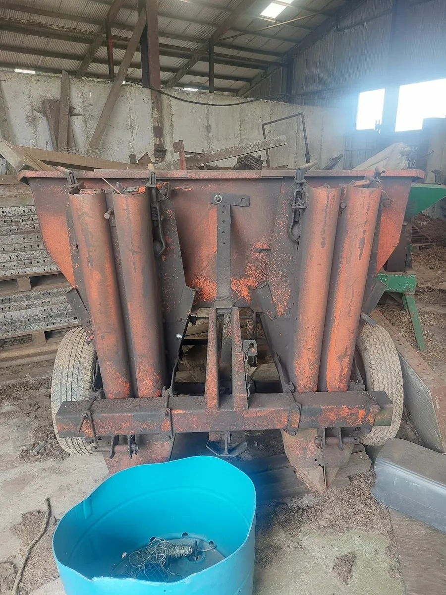 Various Farm Machinery - Image 4
